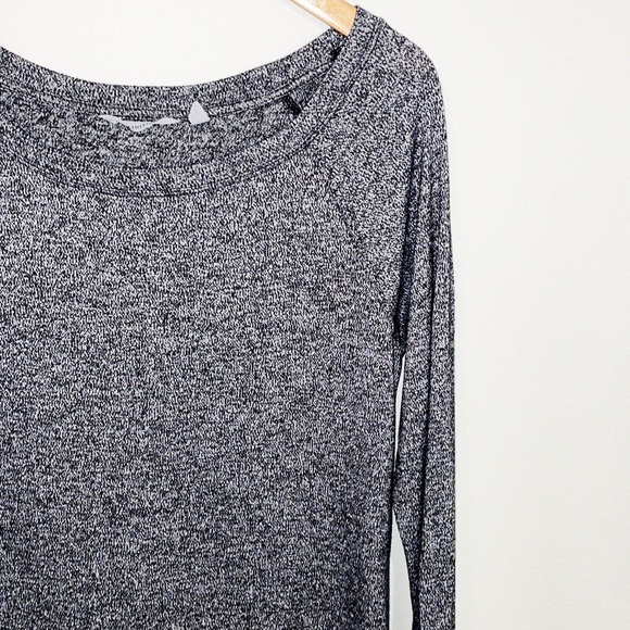 ATHLETA Heathered Gray Black Scoop Neck Top Size Medium - Picture 3 of 8